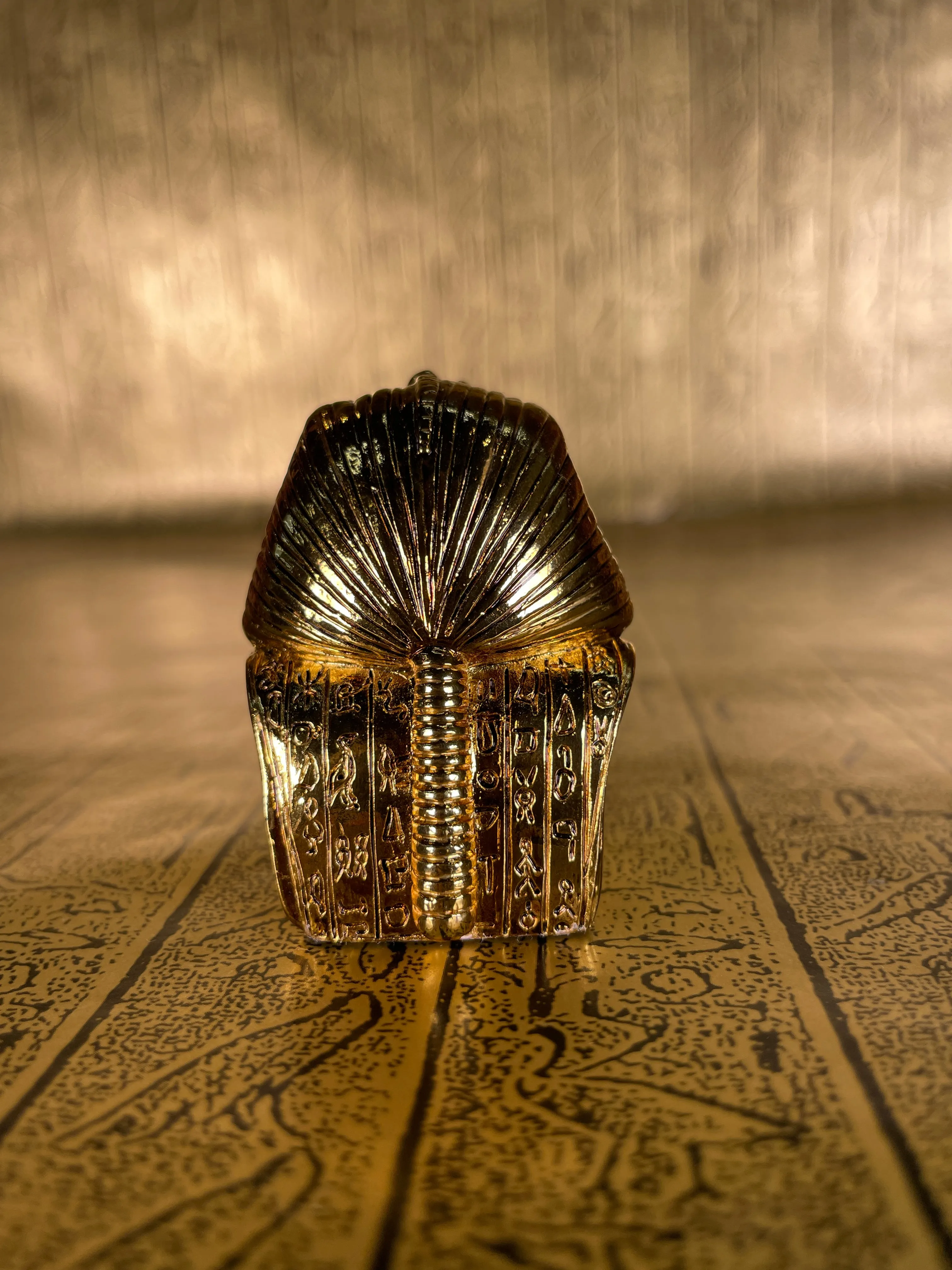 Gold Tutankamun Mini Statue
